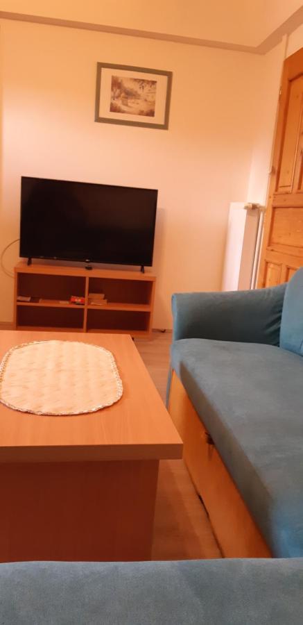 זלקרוס Antal Apartmanok מראה חיצוני תמונה