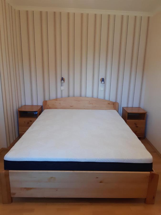 זלקרוס Antal Apartmanok מראה חיצוני תמונה
